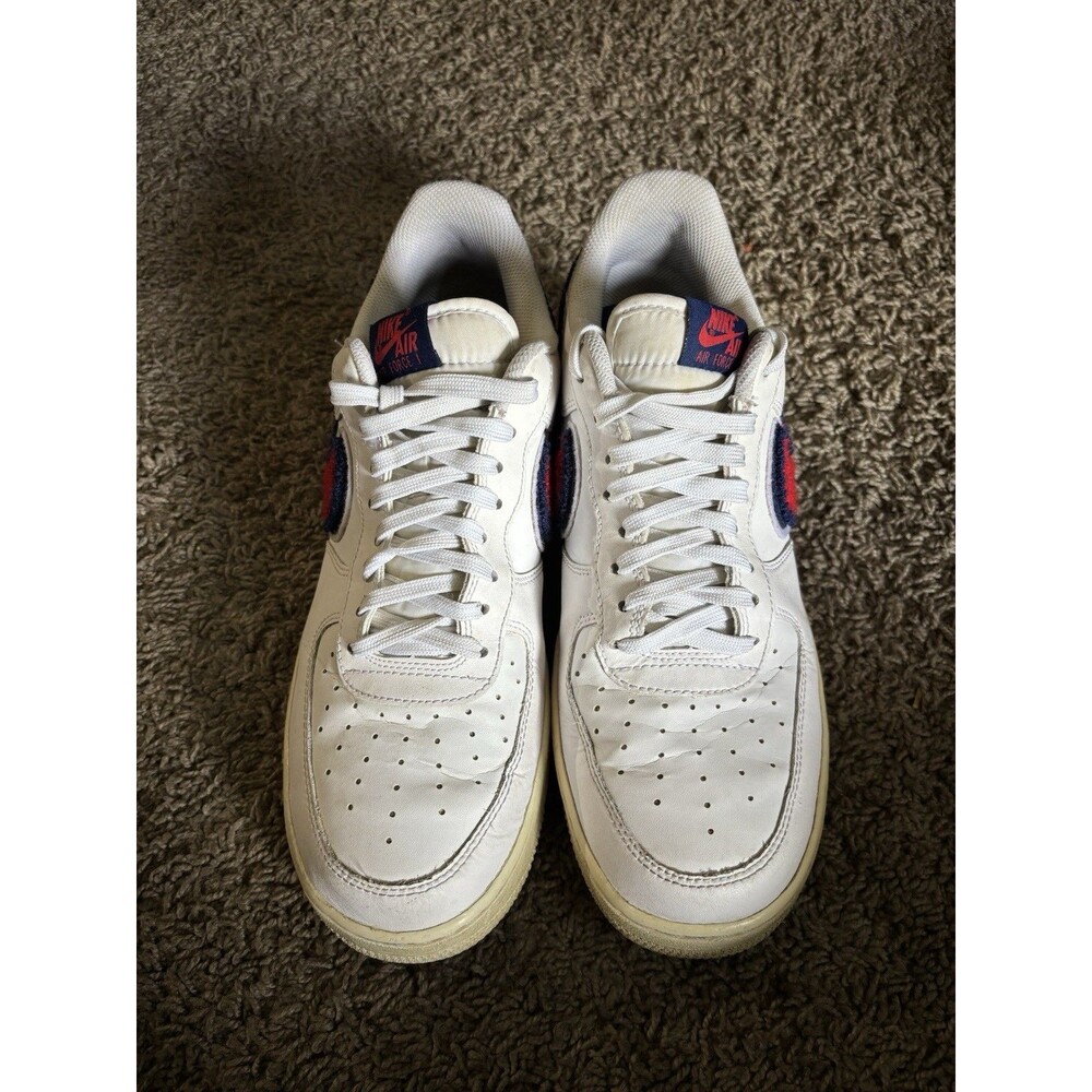 Nike Air Force 1 ’07 LV8 Chenille Swoosh – Men’s Size 10.5 White Red Blue